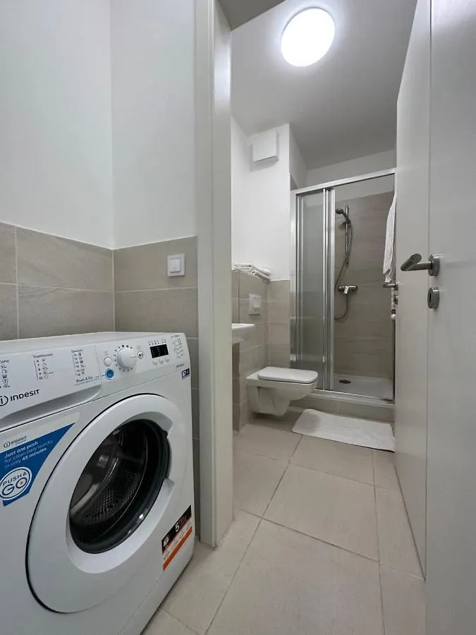 A 212, Apartments In The Heart Of Budapest